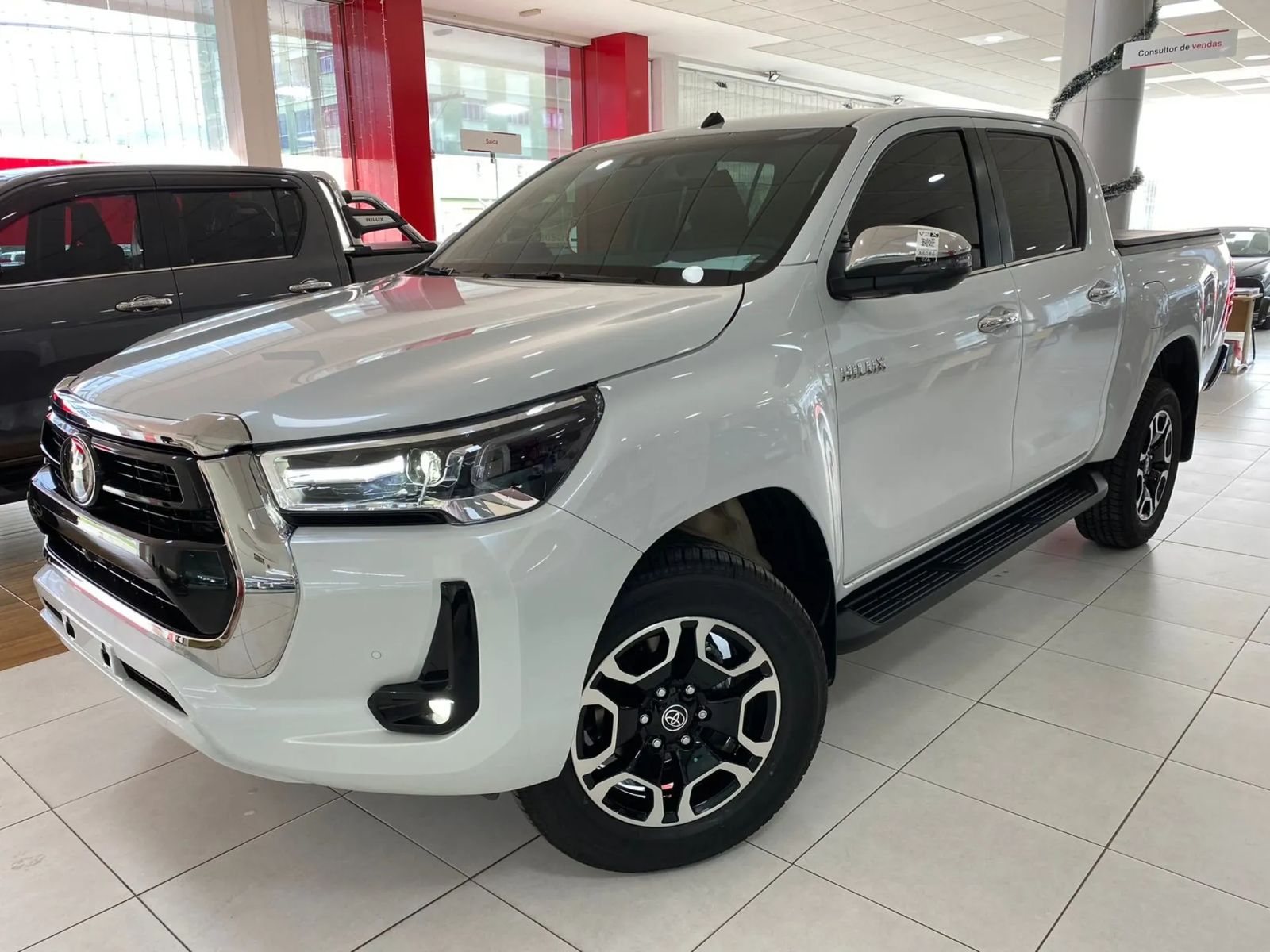 TOYOTA HILUX 2025
