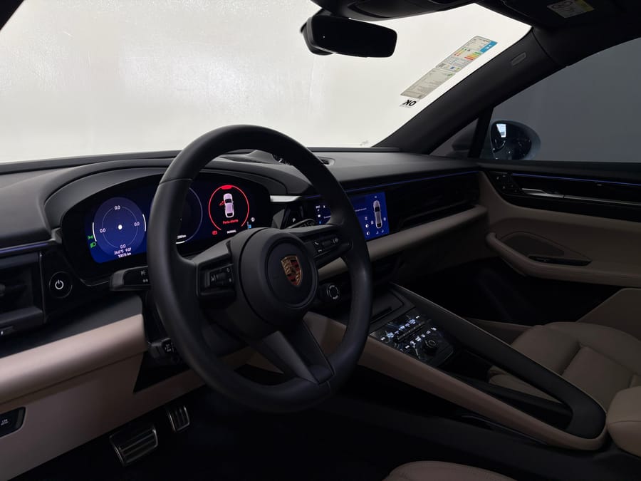 Porsche Macan 2025