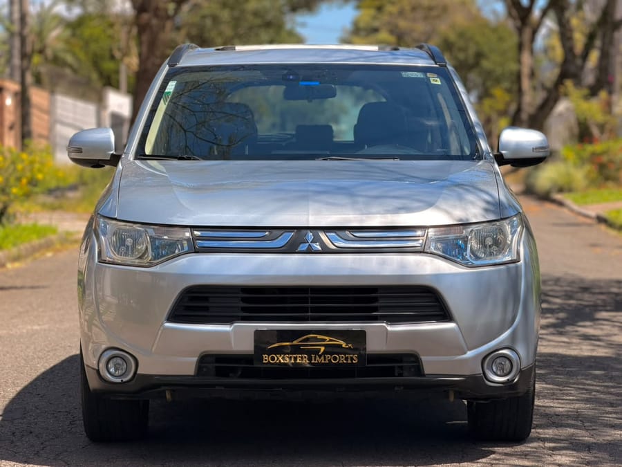 Mitsubishi Outlander 2014