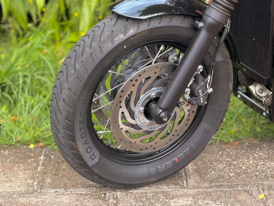 TRIUMPH Bonneville Bobber 2025