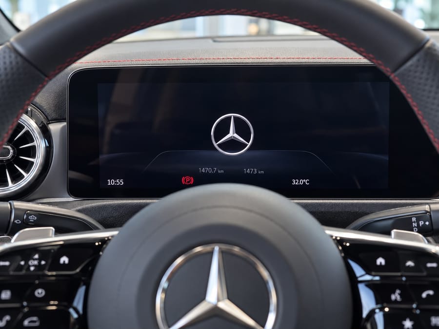 Mercedes-Benz CLA-200 2026