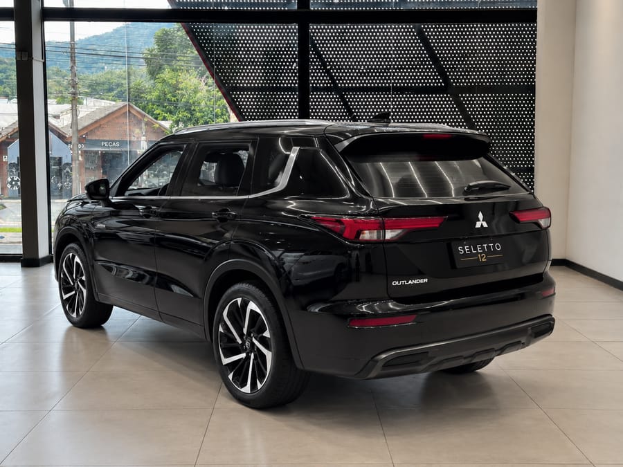 Mitsubishi Outlander 2026