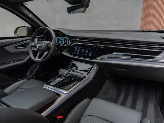 Audi Q8 2025