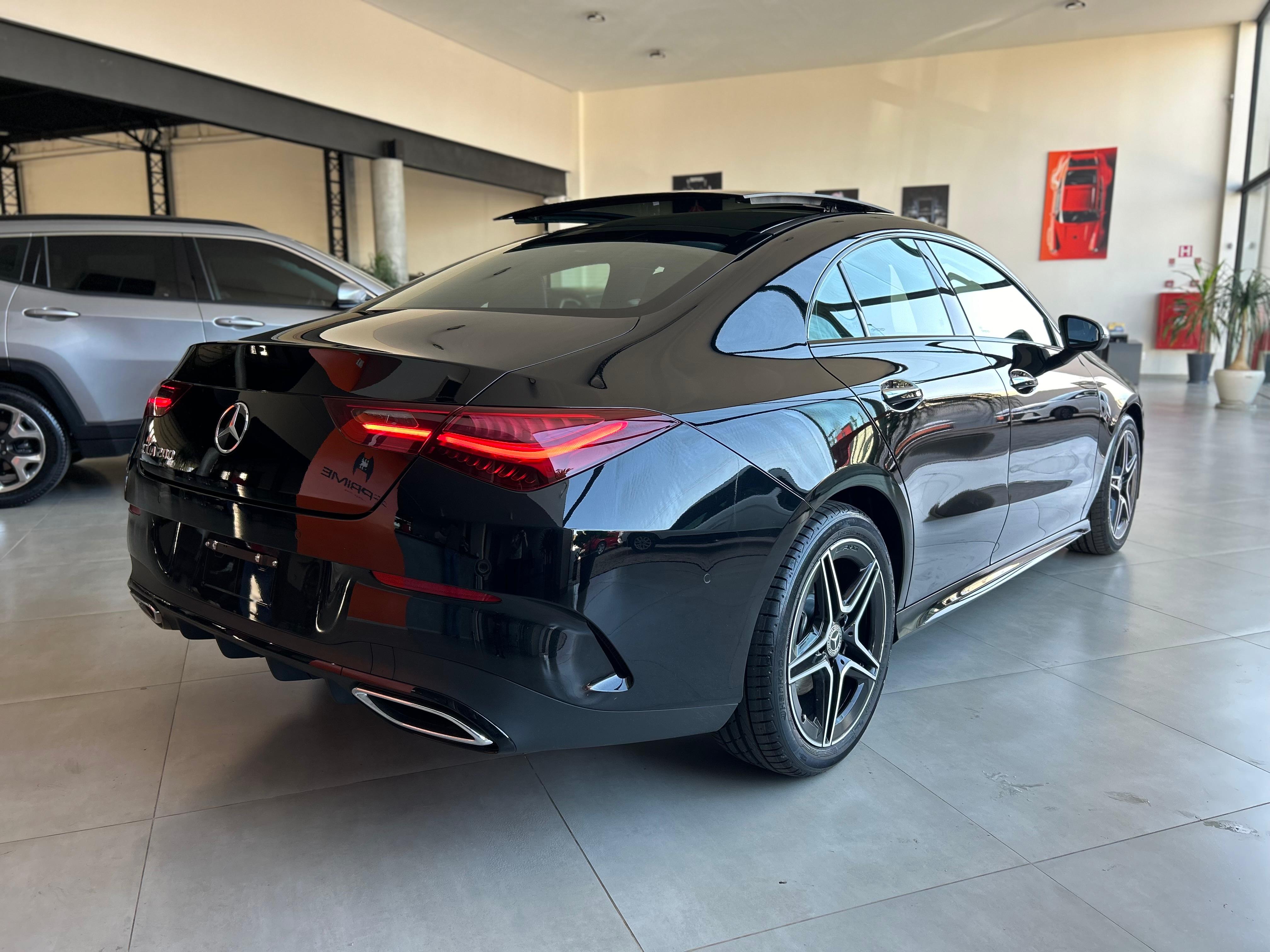 Mercedes-Benz CLA200 2025