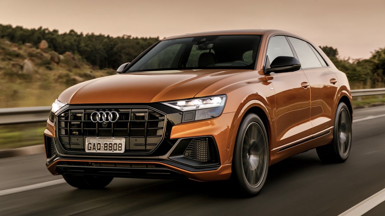 AUDI Q8 2022
