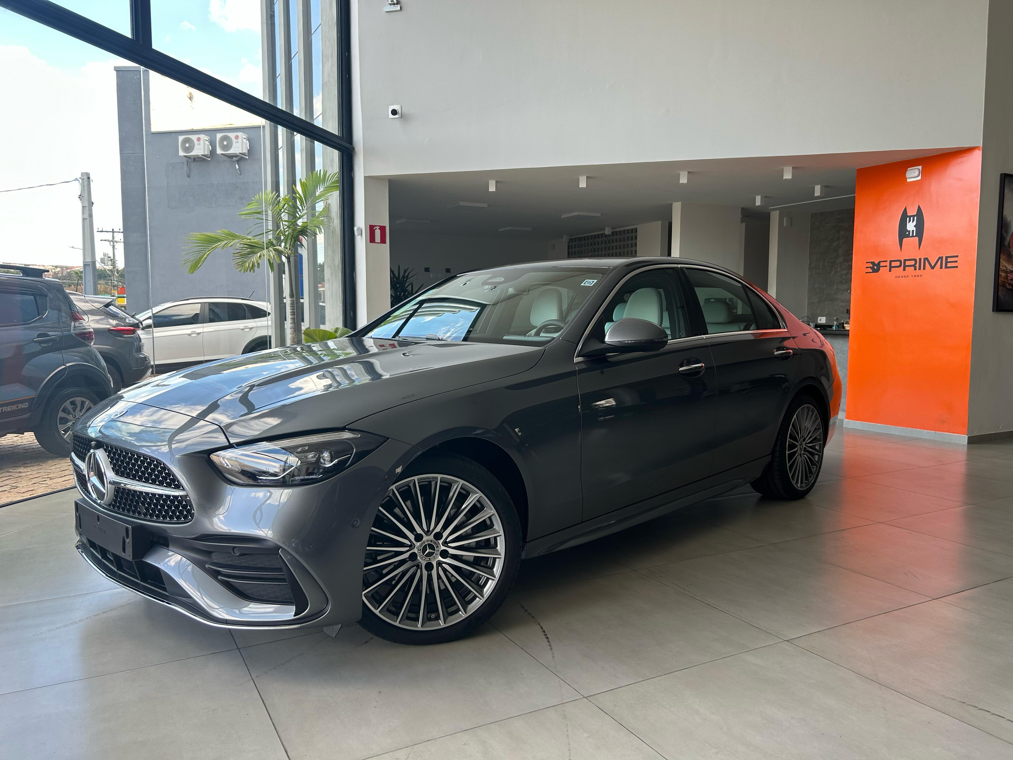 mercedes C-200 2025