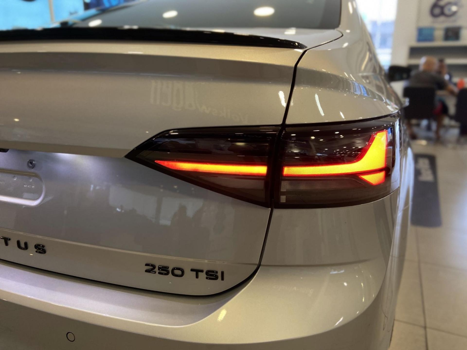 VOLKSWAGEN VIRTUS 2027