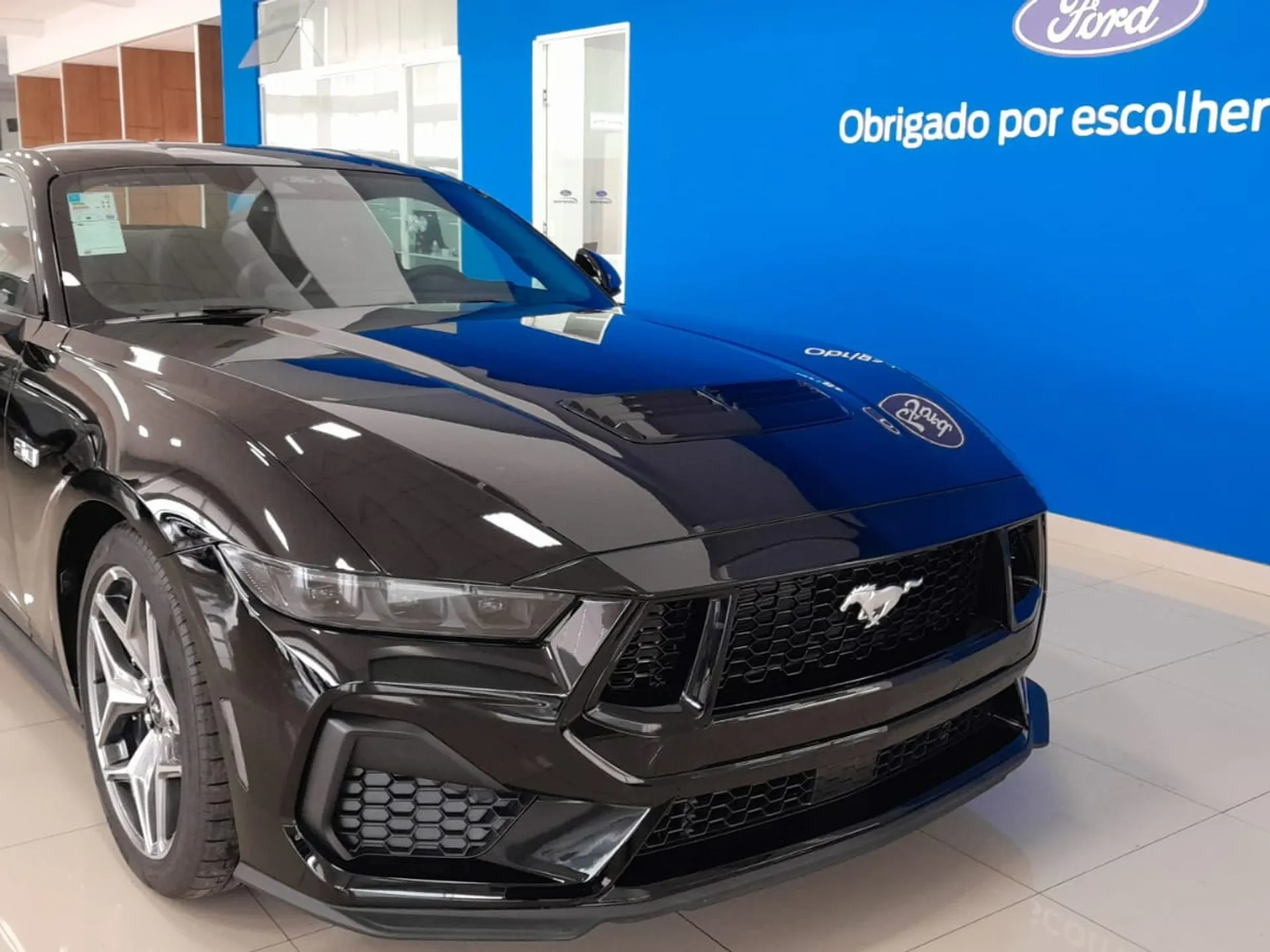 FORD  MUSTANG 2025