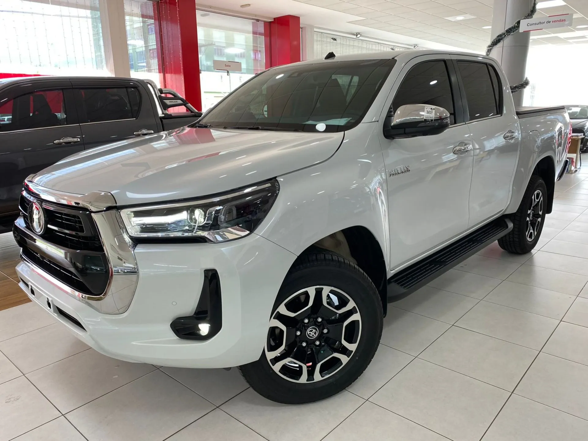 TOYOTA HILUX 2025
