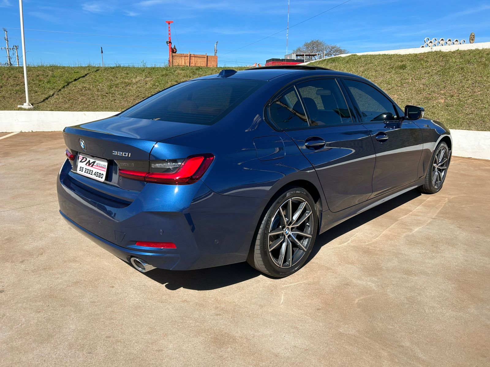 BMW 320i 2023