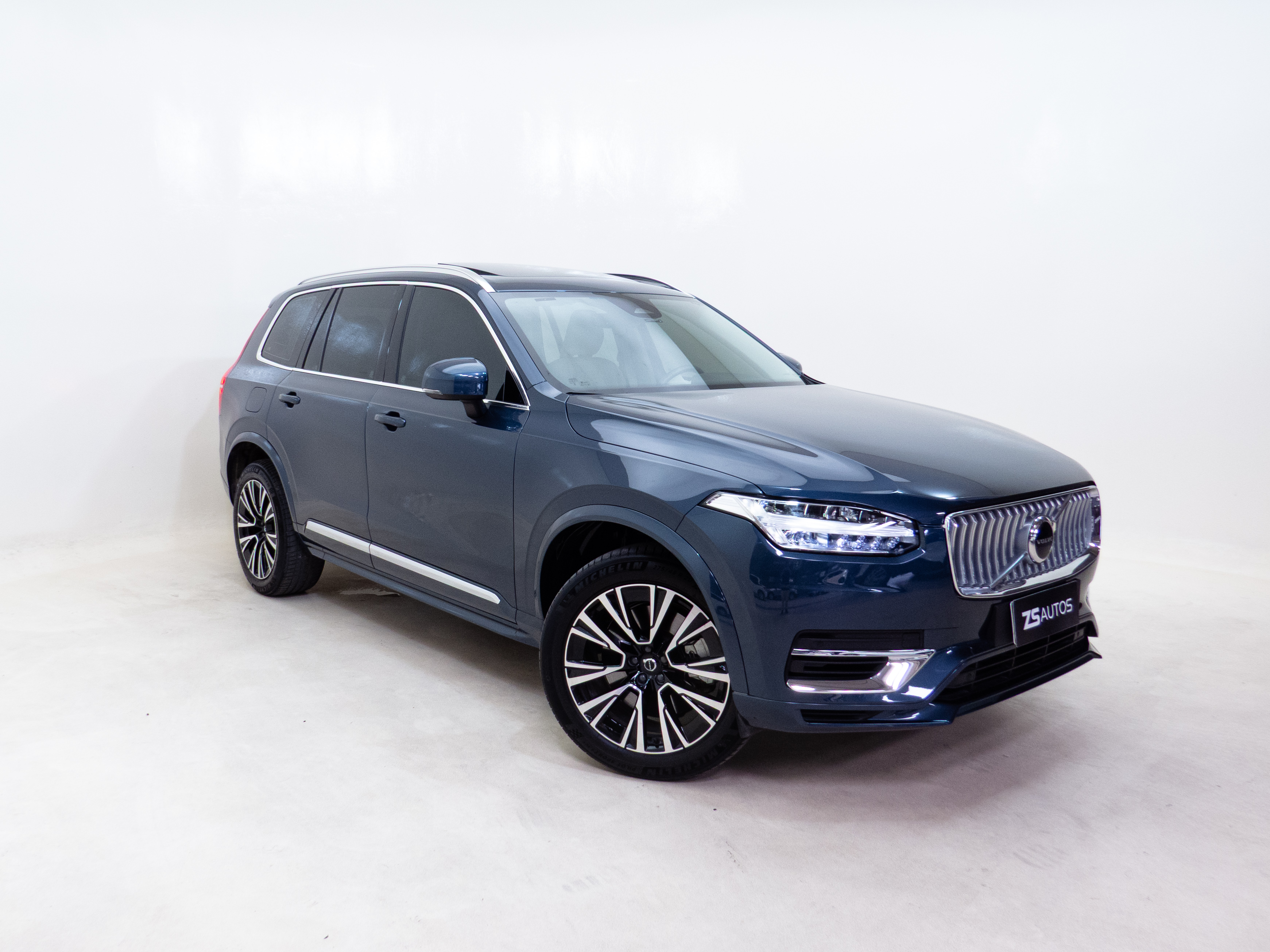 Volvo XC90 2025