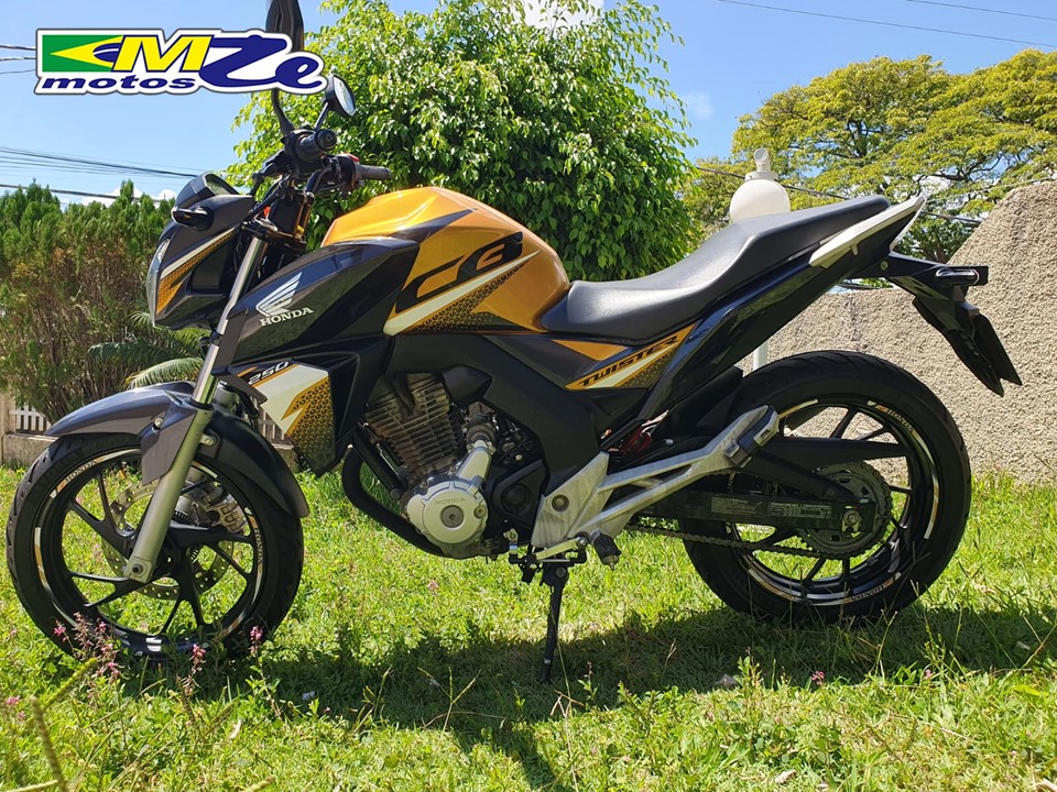 Honda CB 250 F 2020