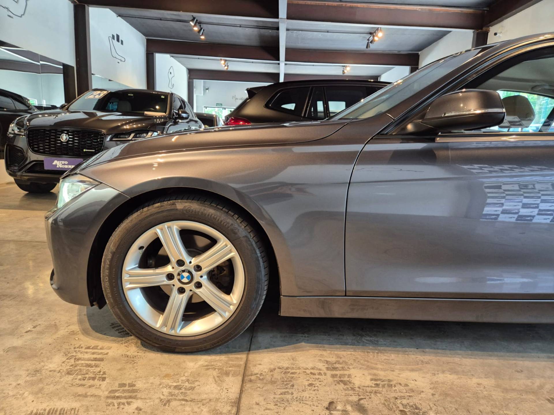 BMW 320i 2014