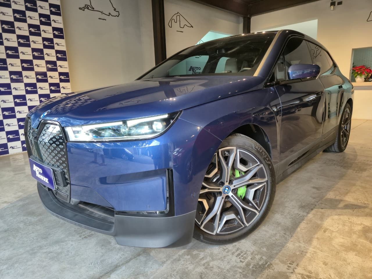 BMW iX 2023