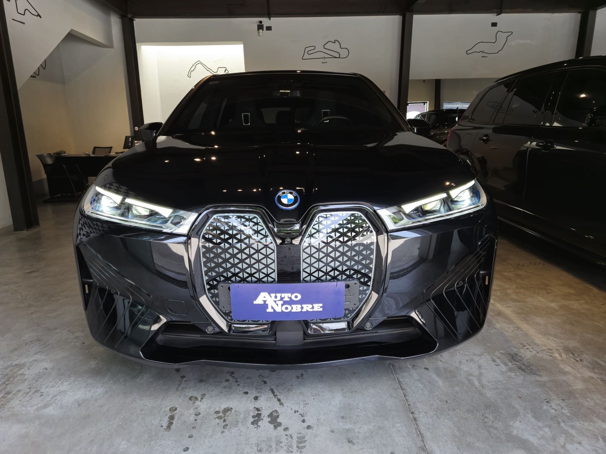 BMW iX 2024
