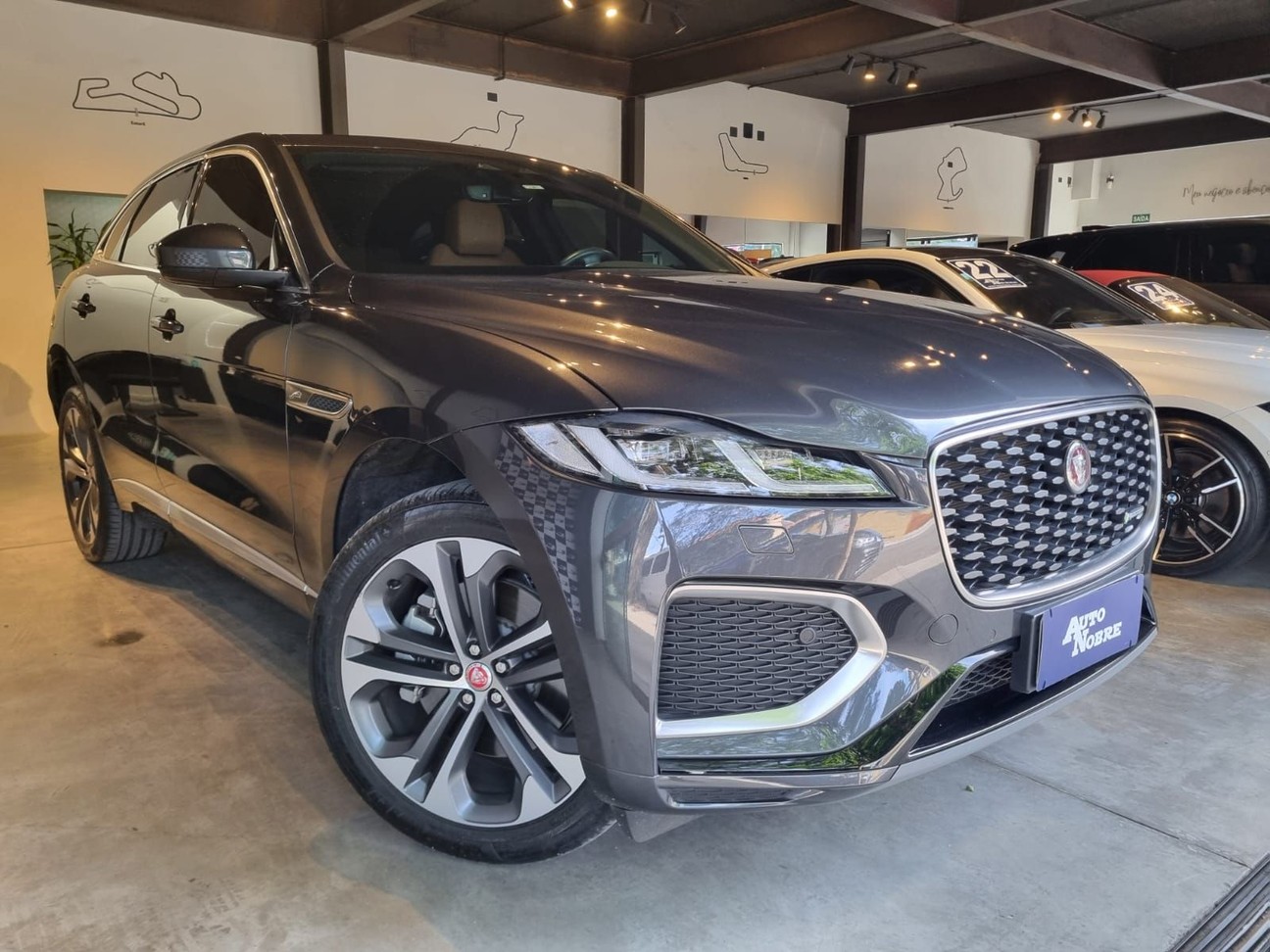 JAGUAR F-PACE 2023