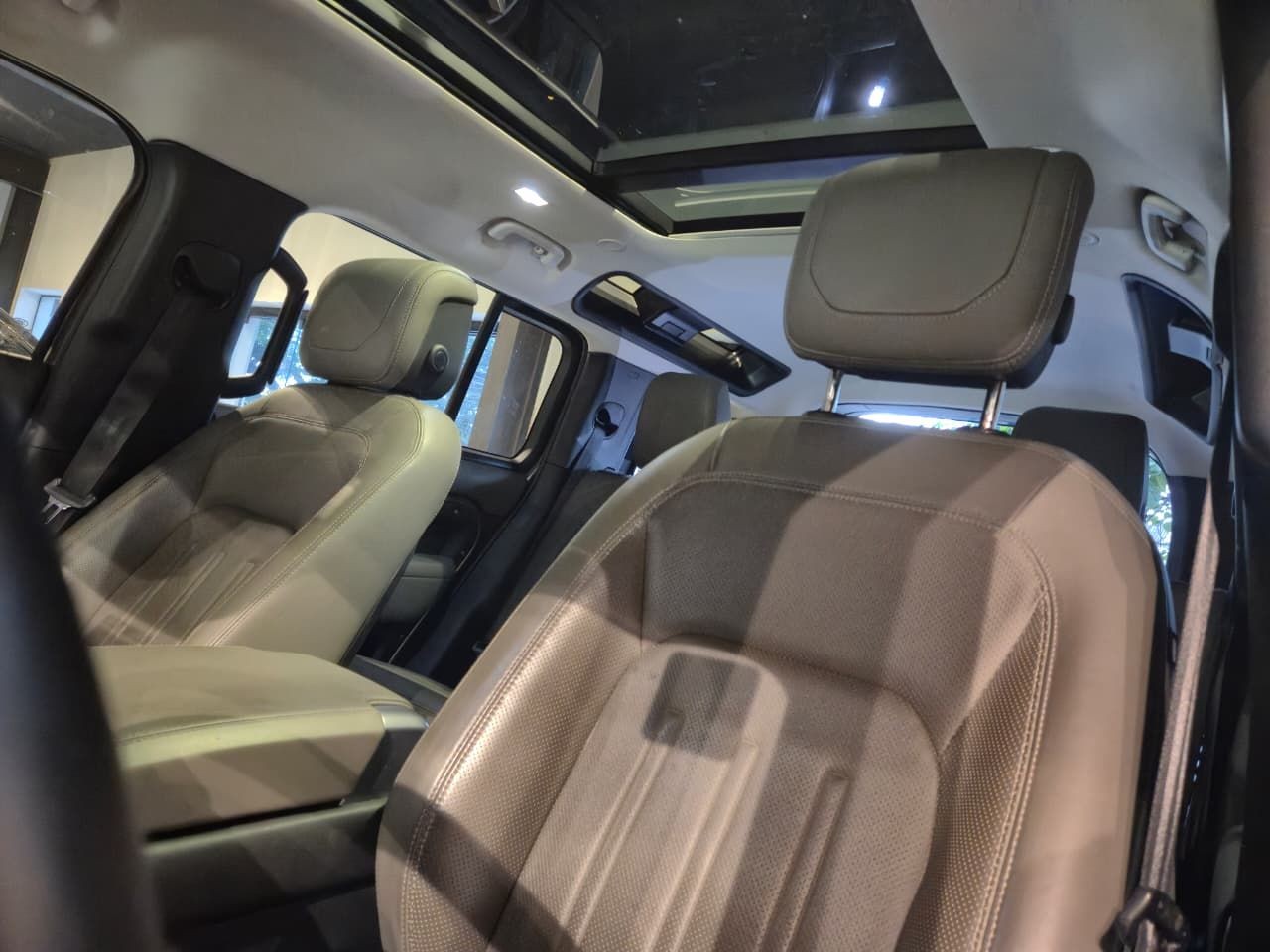 LAND ROVER DEFENDER 2021