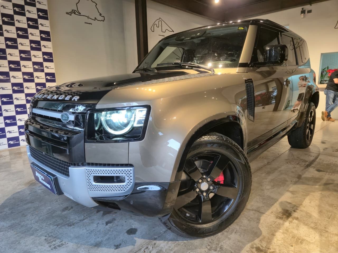 LAND ROVER DEFENDER 2021