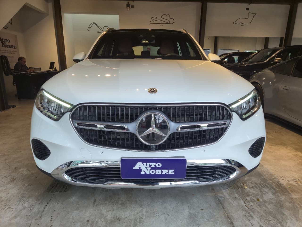 MERCEDES-BENZ GLC 300 2024