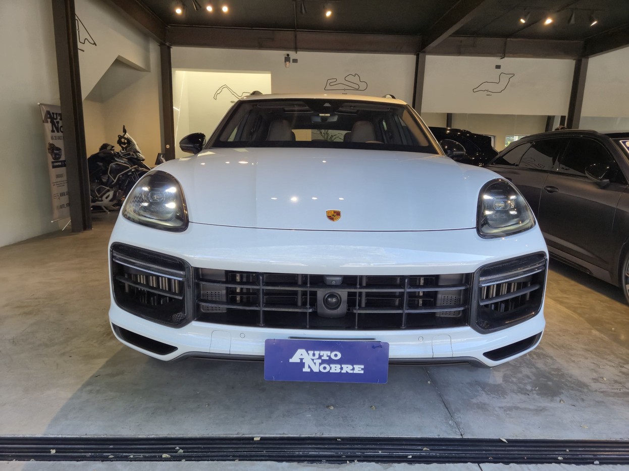 PORSCHE CAYENNE 2023