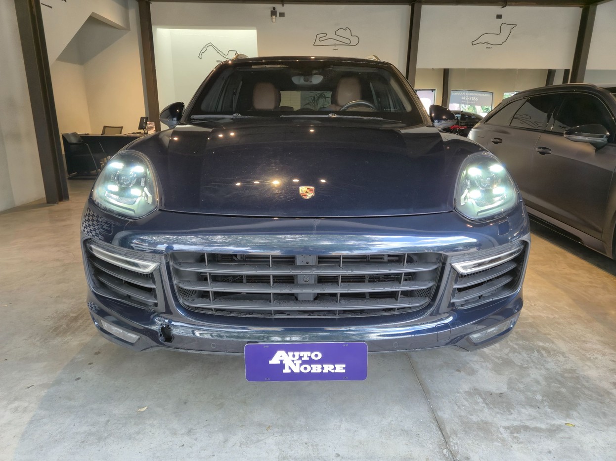 PORSCHE CAYENNE 2016