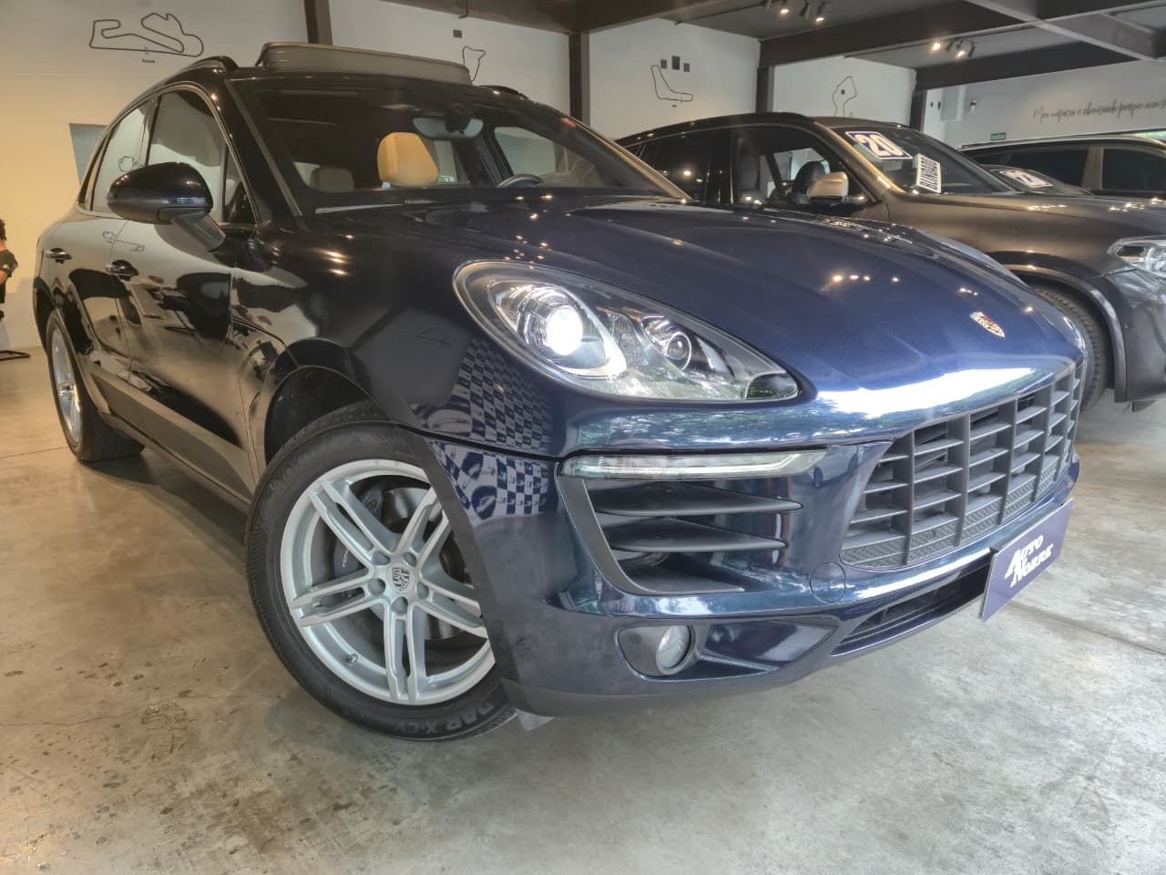 PORSCHE MACAN 2017
