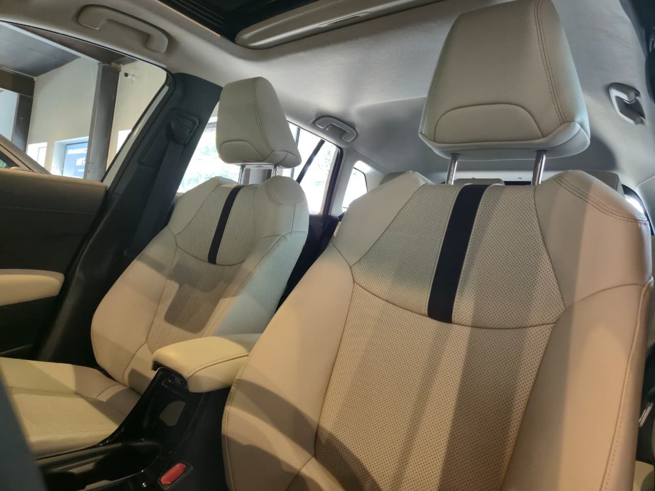 TOYOTA COROLLA CROSS 2026