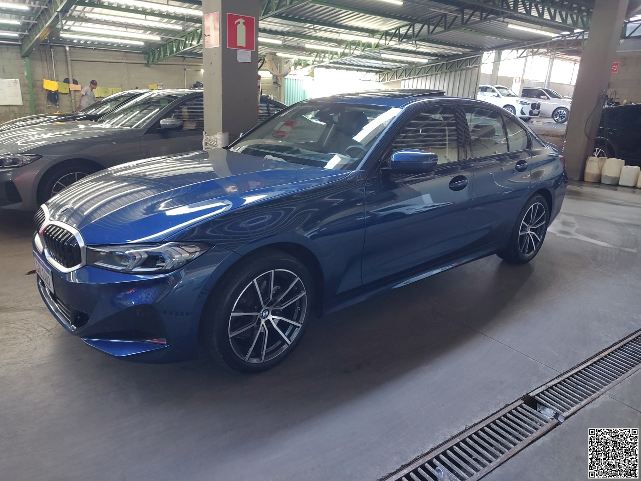 BMW 320i 2023