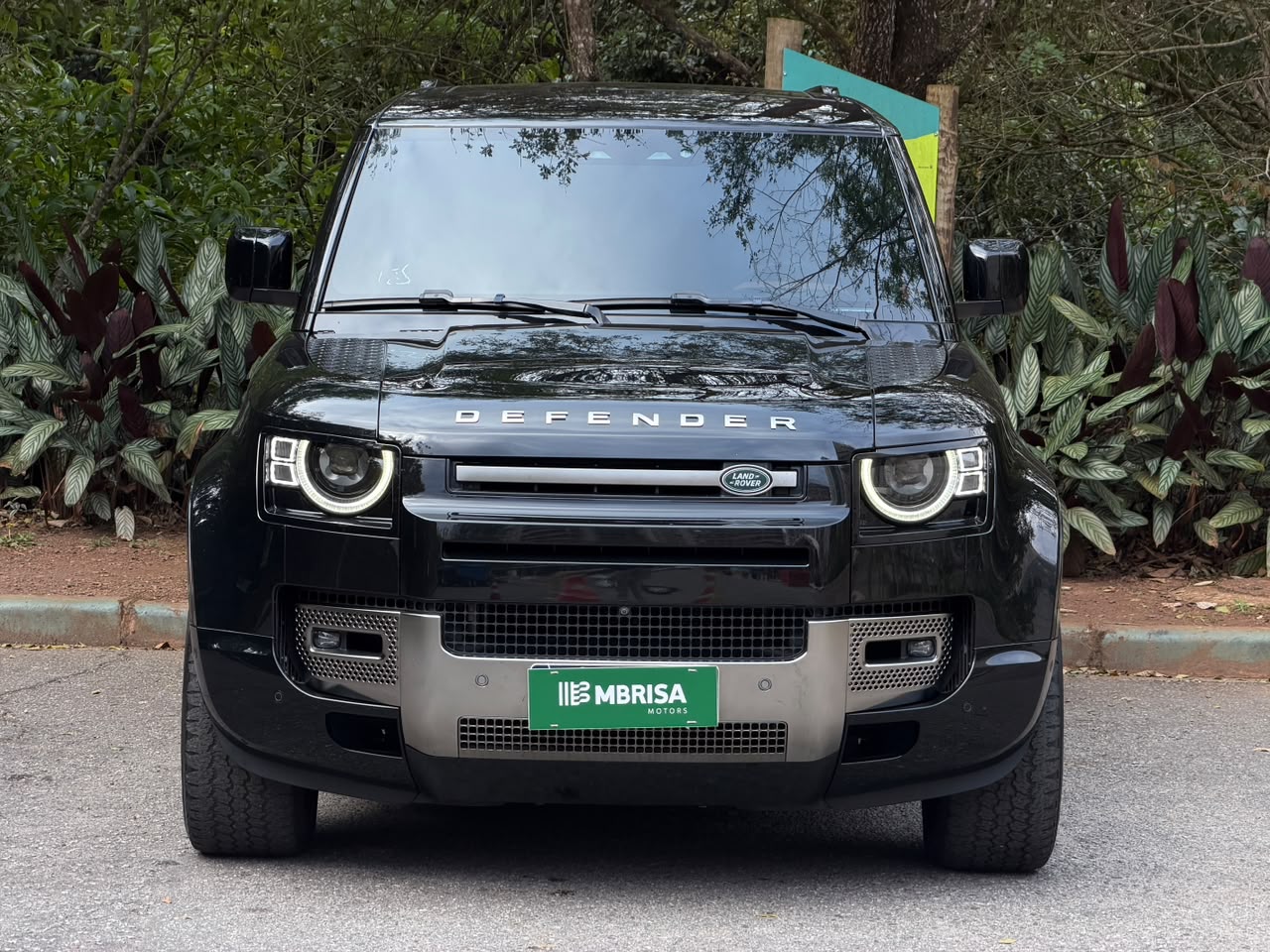 Land Rover DEFENDER 130 D 2023