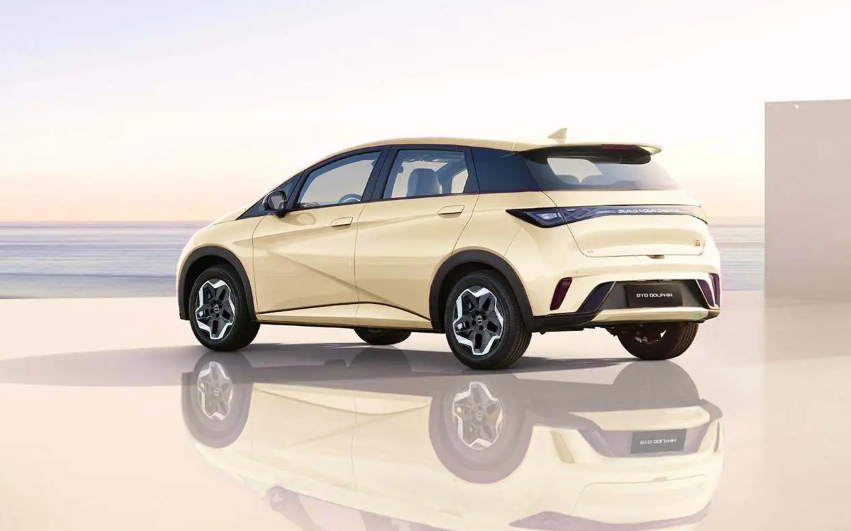 BYD Dolphin 2027