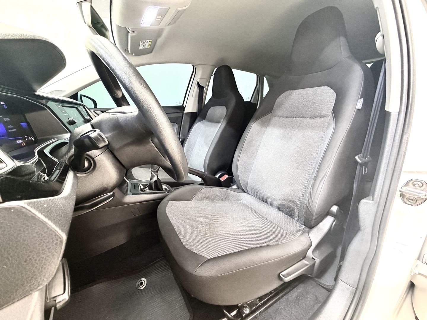 VW - VolksWagen Polo 2024