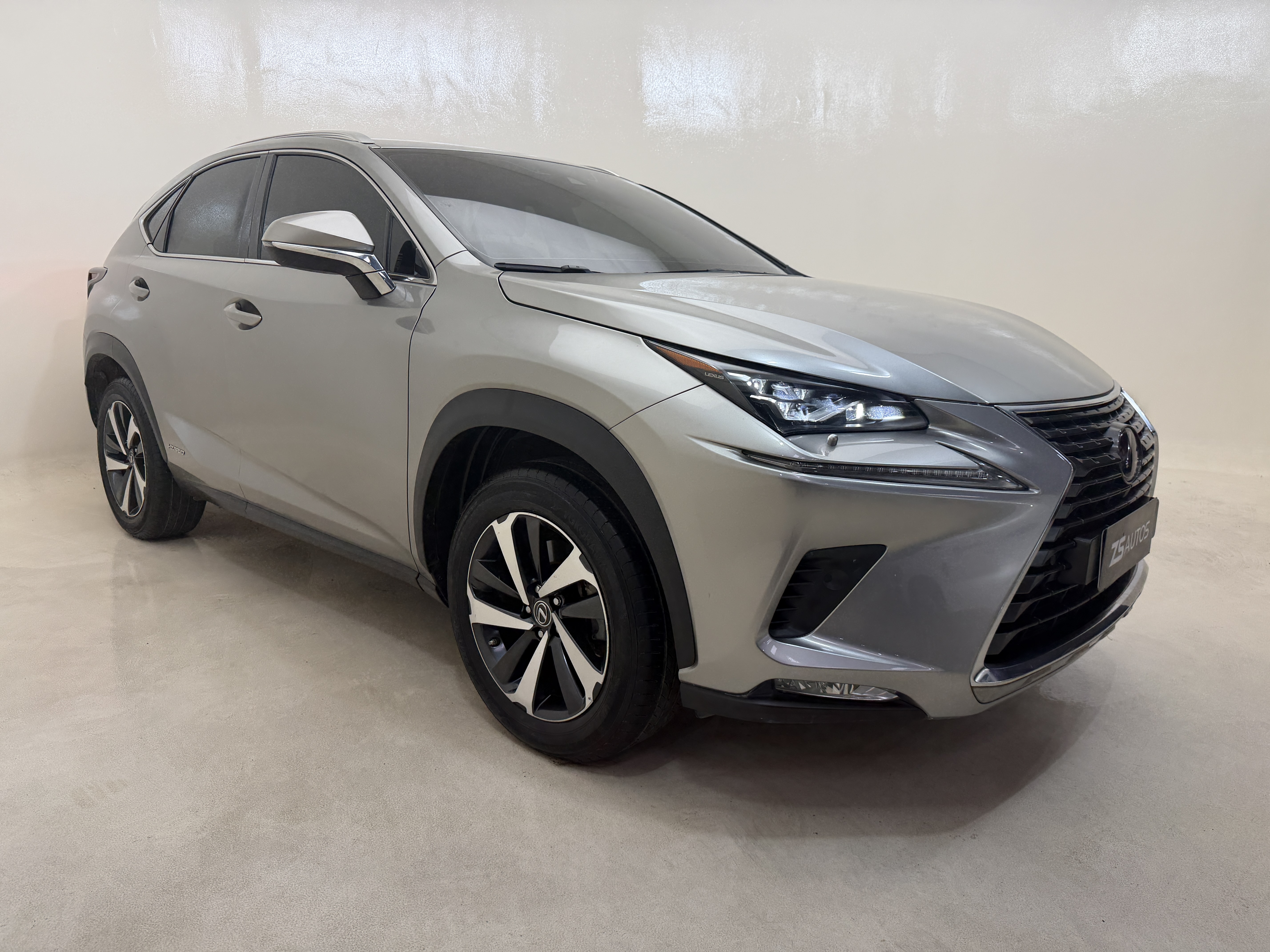 Lexus NX 2021