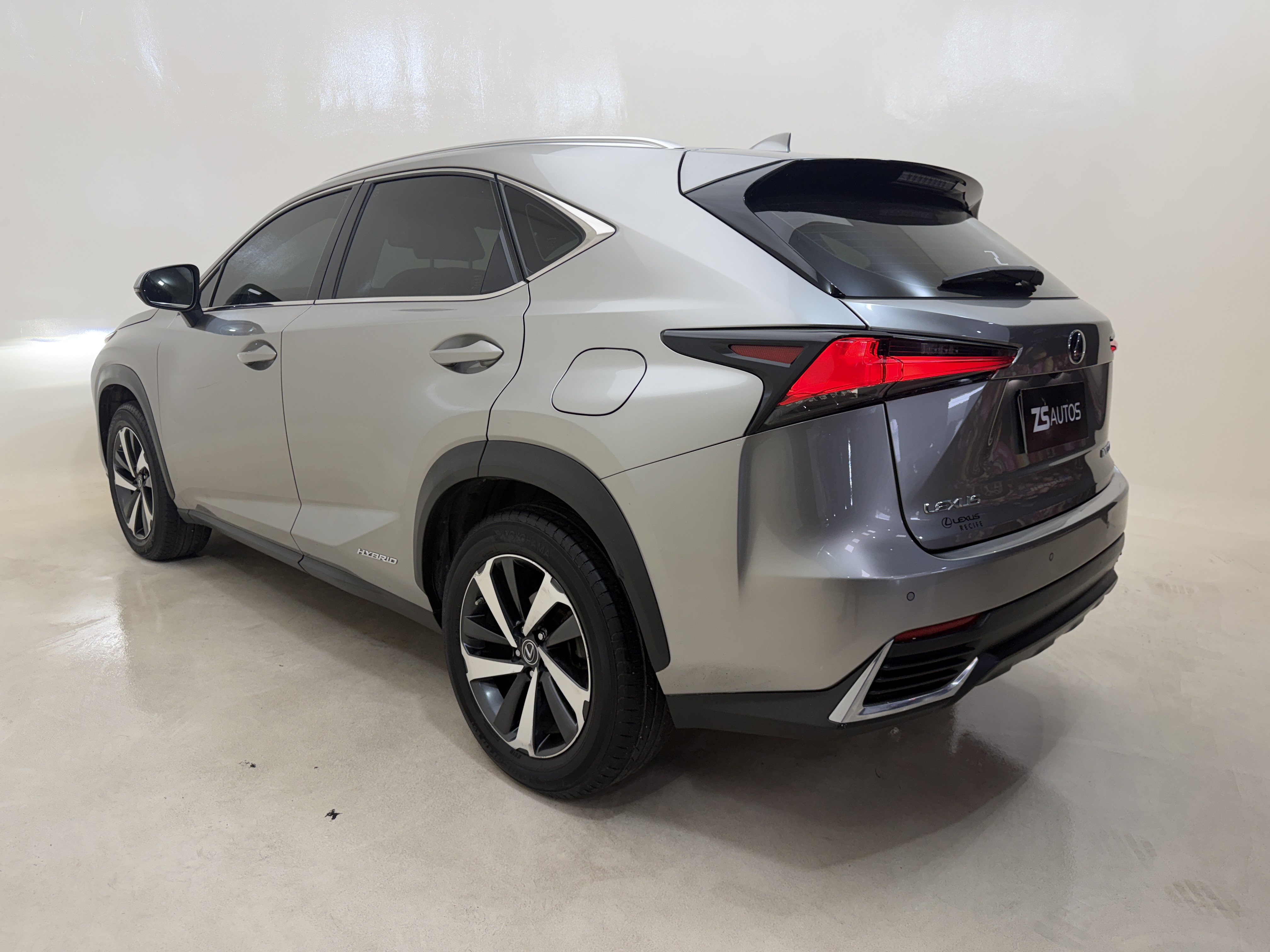 Lexus NX 2021