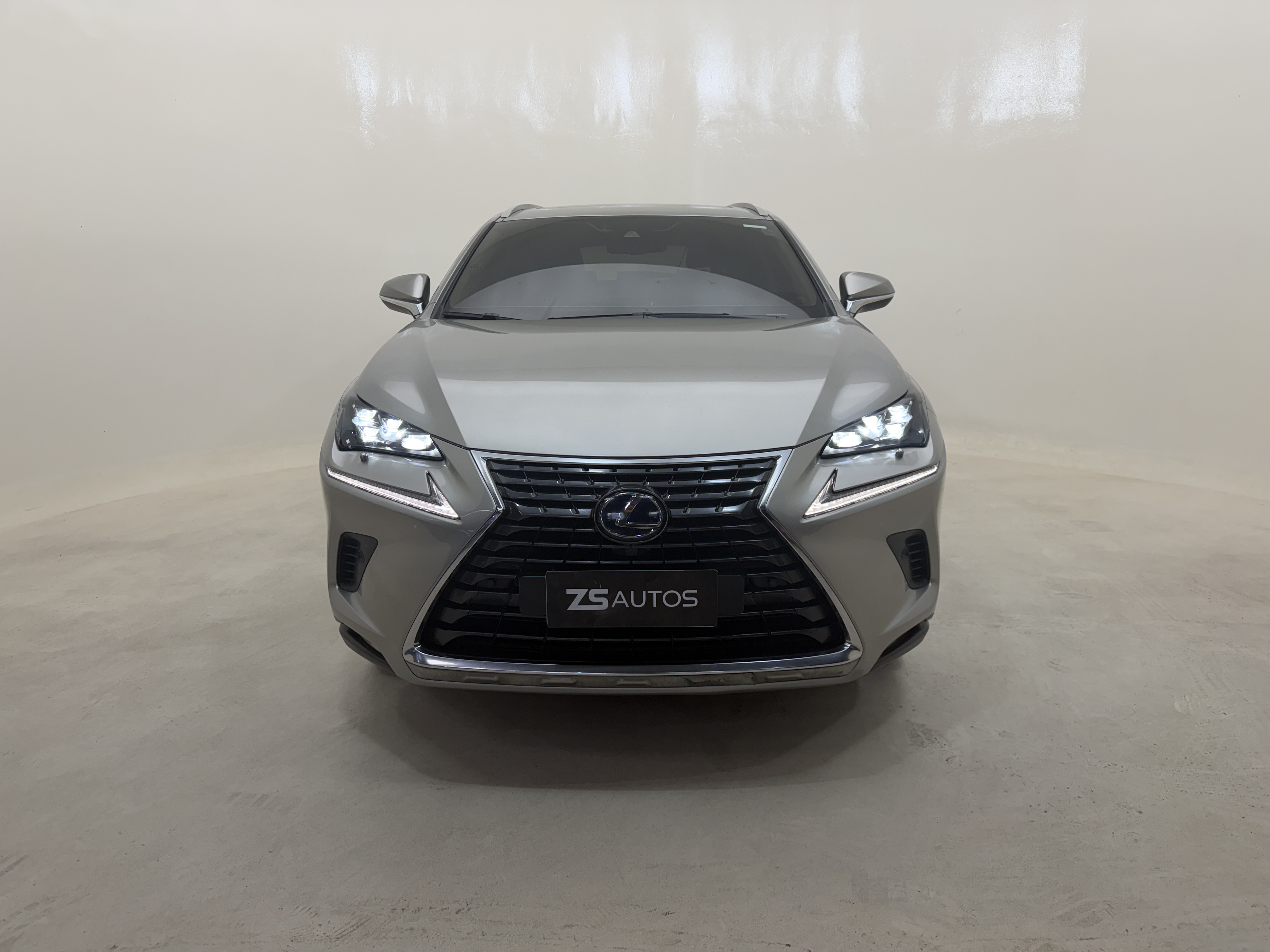 Lexus NX 2021