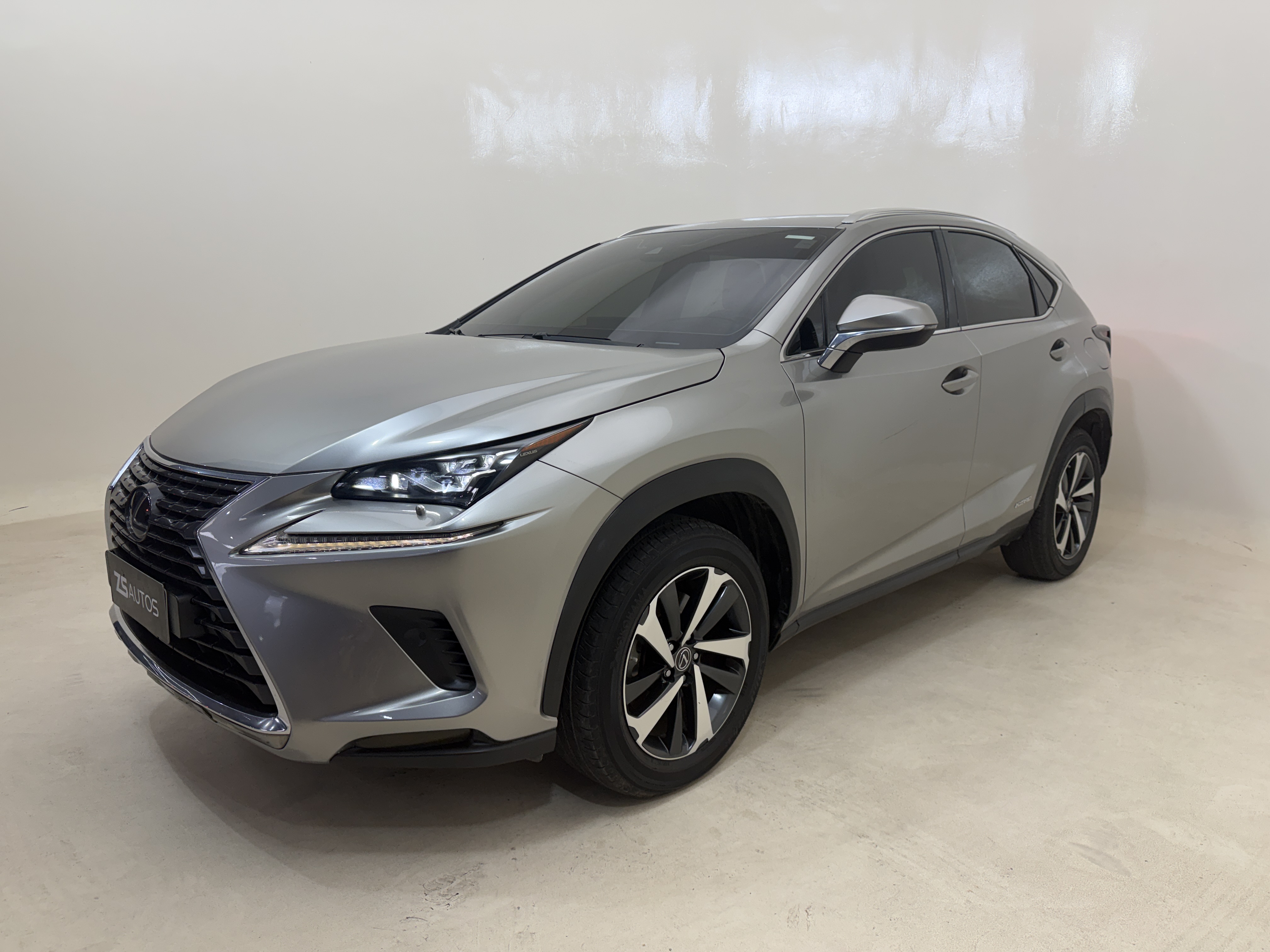 Lexus NX 2021