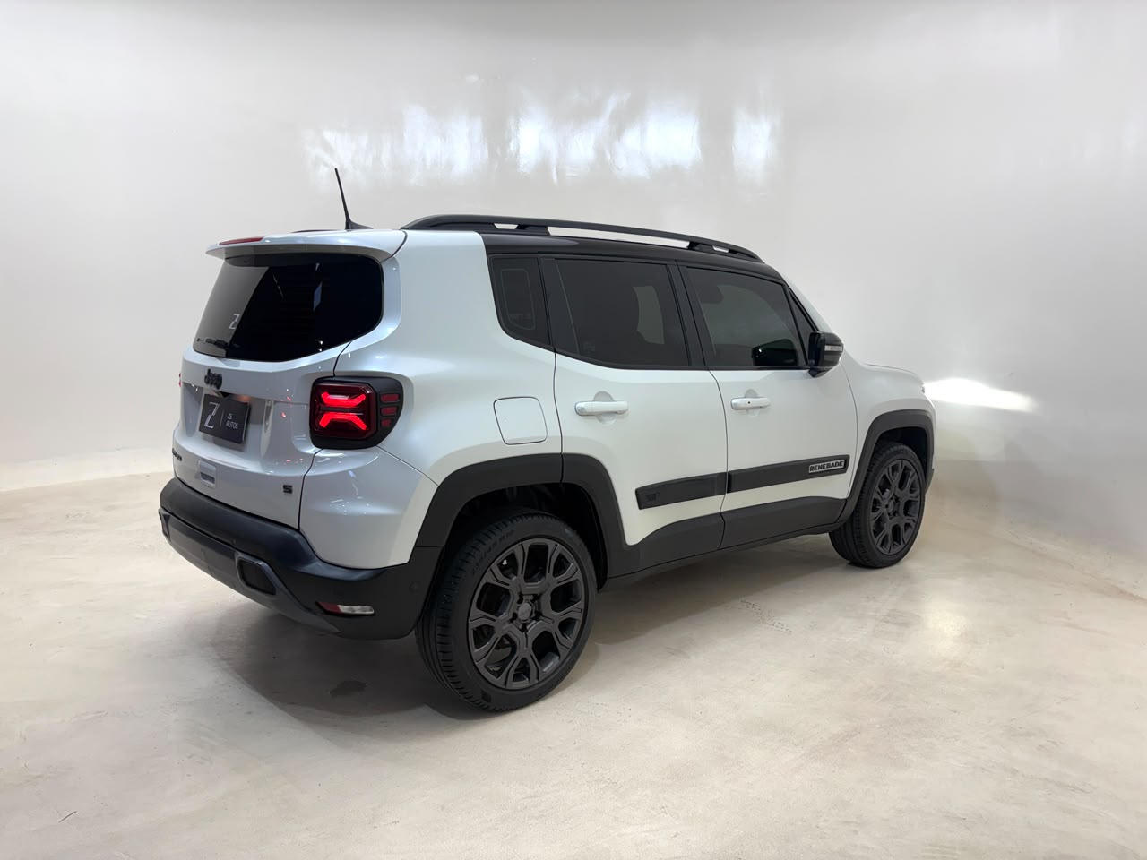 Jeep Renegade 2023