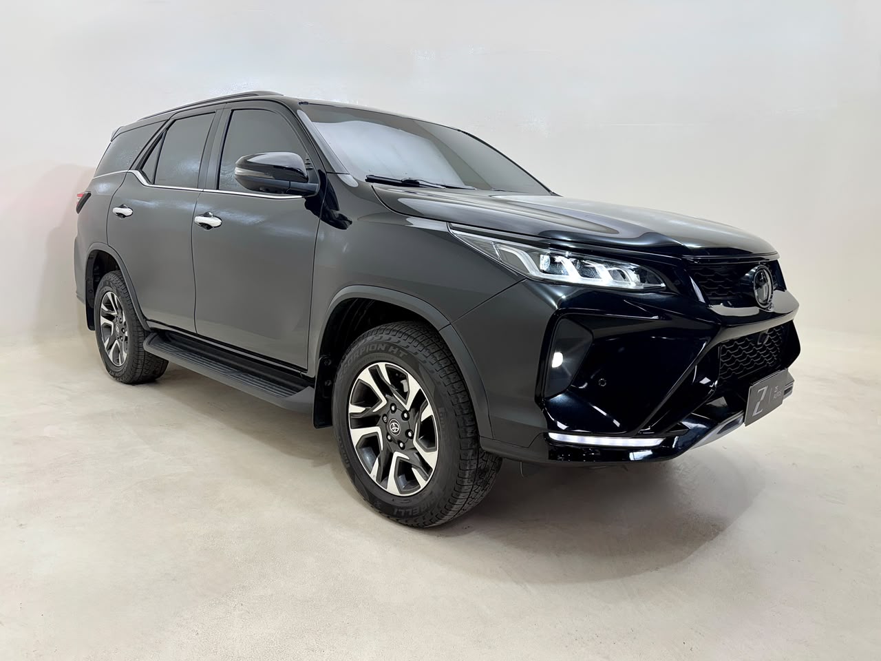 Toyota Hilux SW4 2024