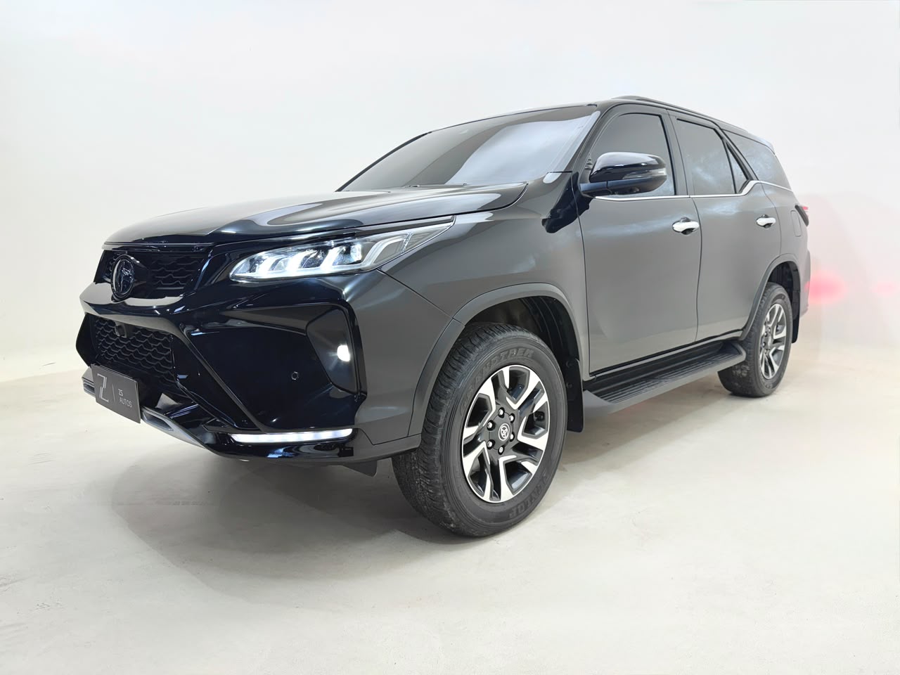 Toyota Hilux SW4 2024