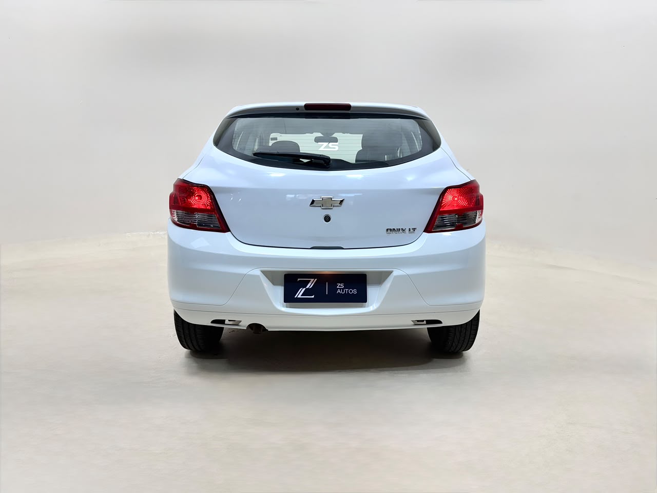 Chevrolet Onix 2015