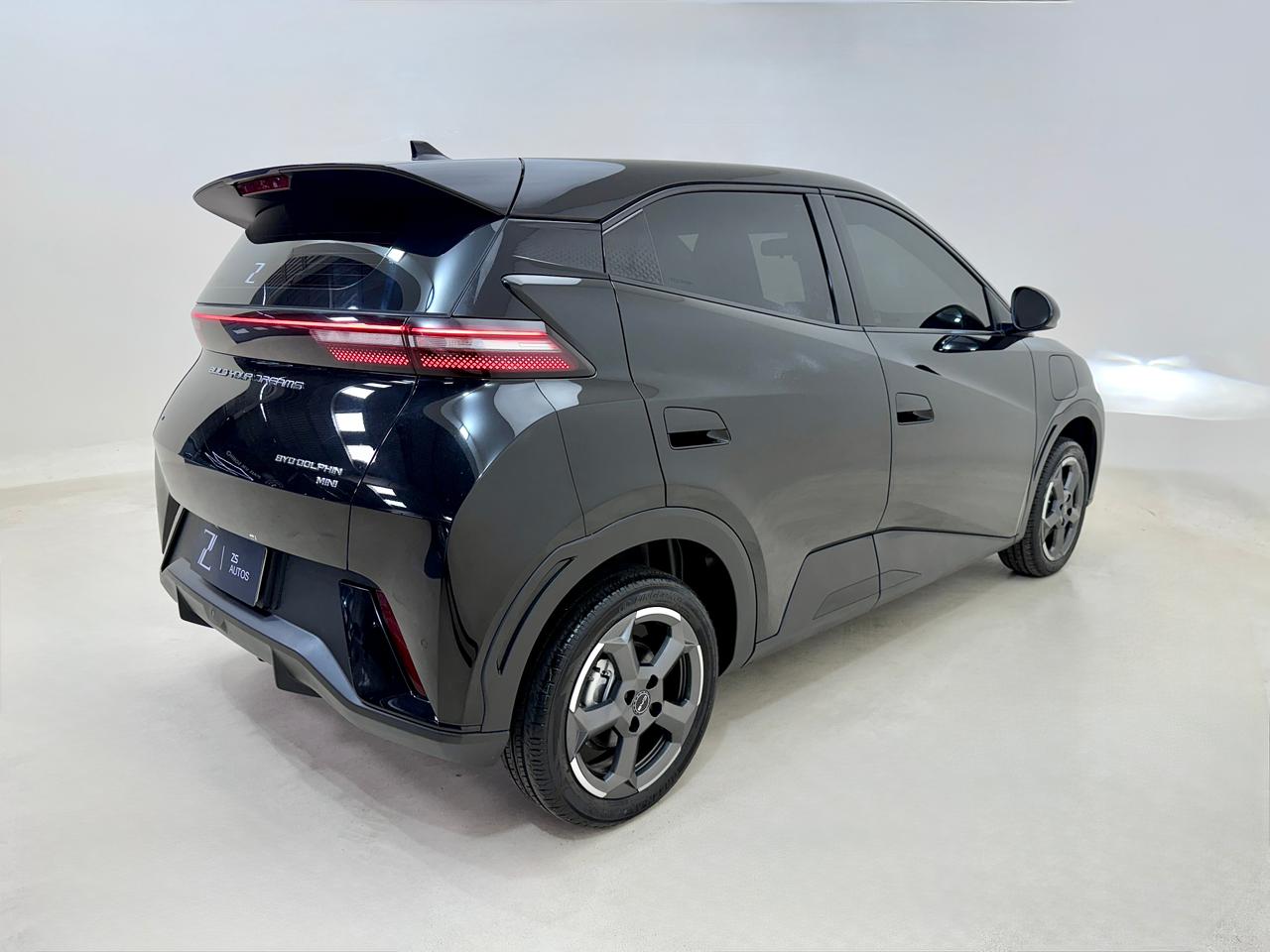 BYD Dolphin 2025