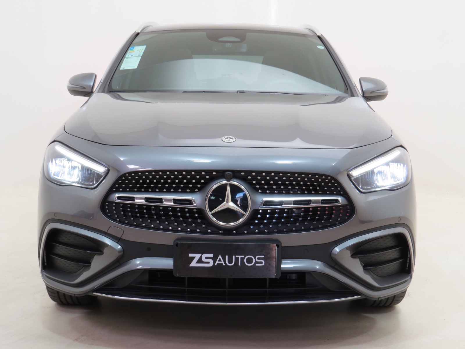 Mercedes-Benz GLA 2025
