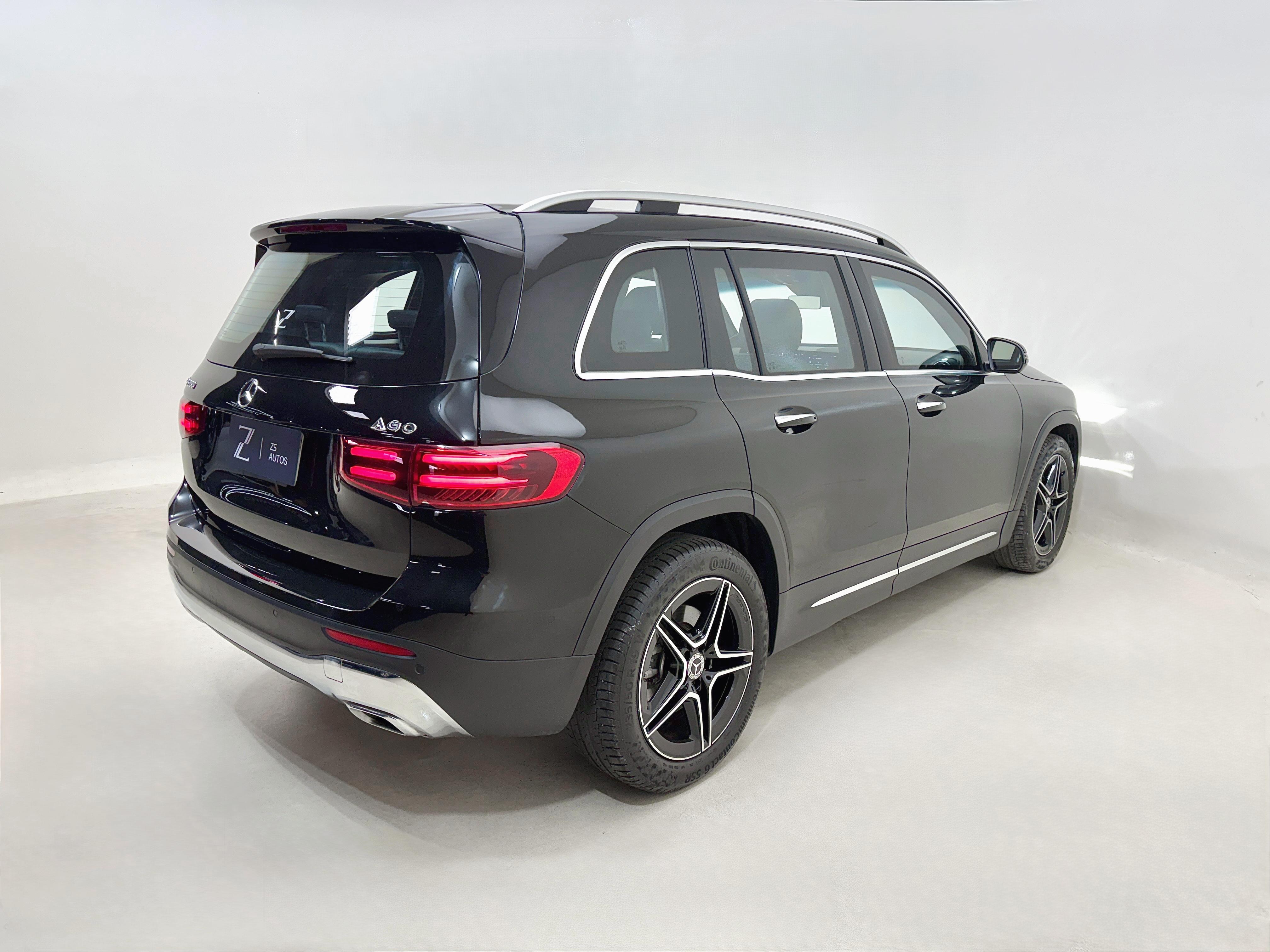 Mercedes-Benz GLB 2024
