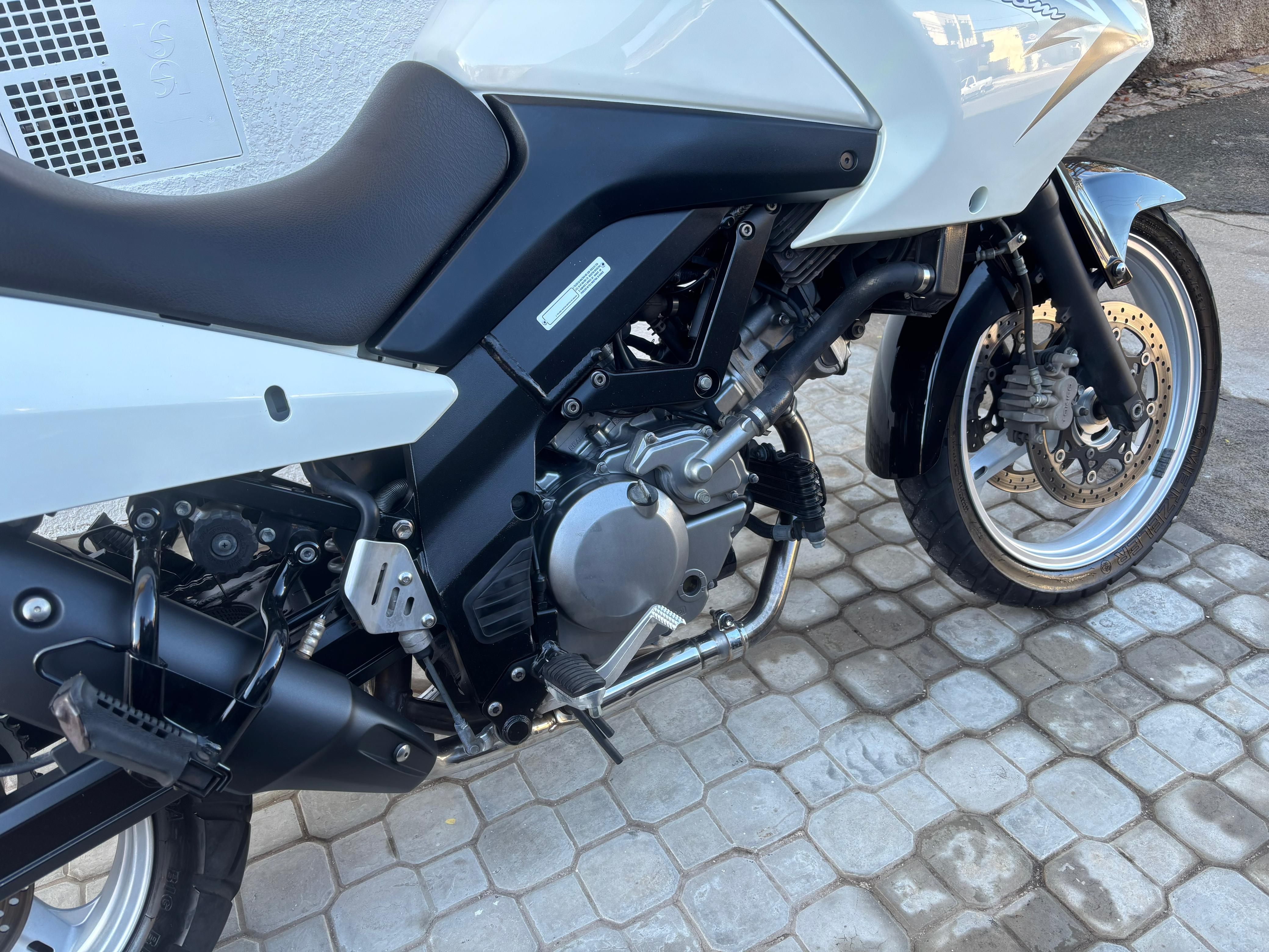 Suzuki DL 650 V-Strom 2013