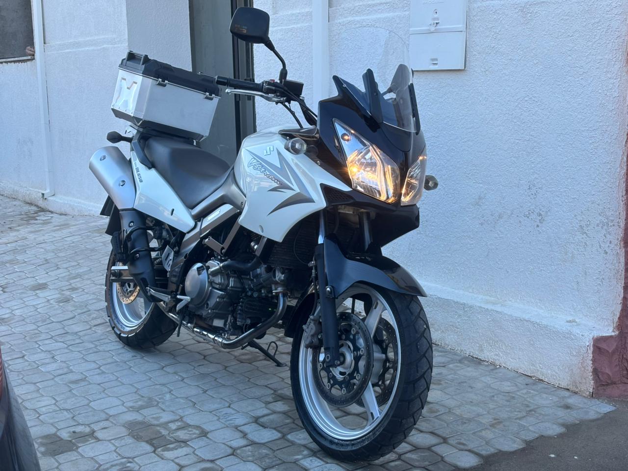Suzuki DL 650 V-Strom 2013