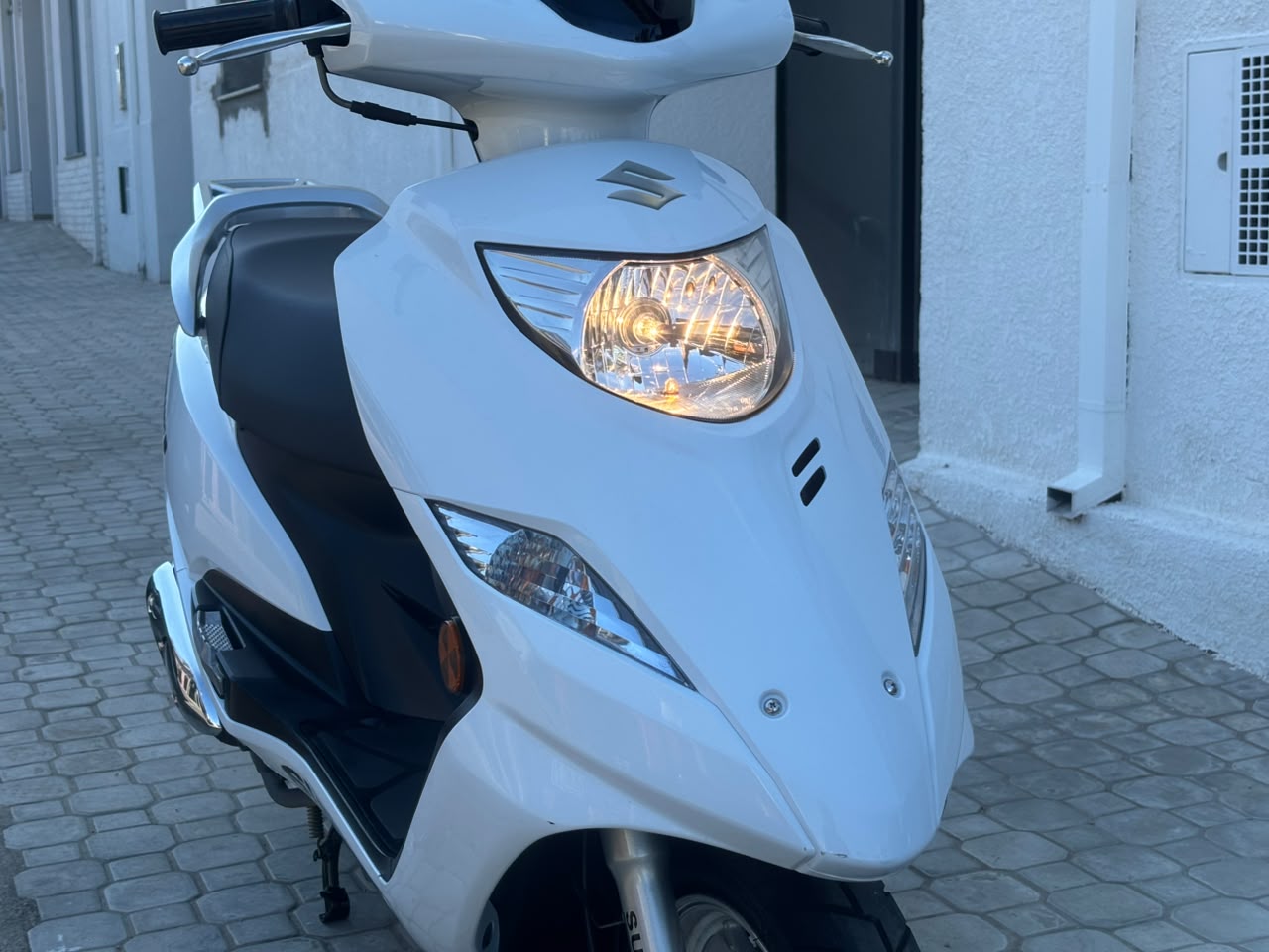 Suzuki BURGMAN i 2019