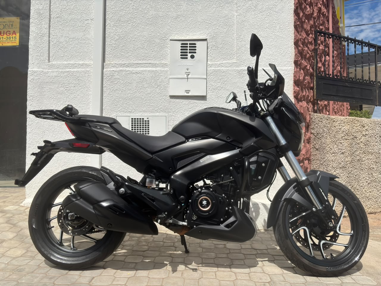 BAJAJ Dominar 400 2025