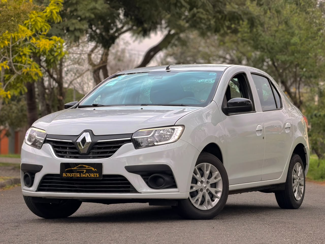 Renault Logan 2023
