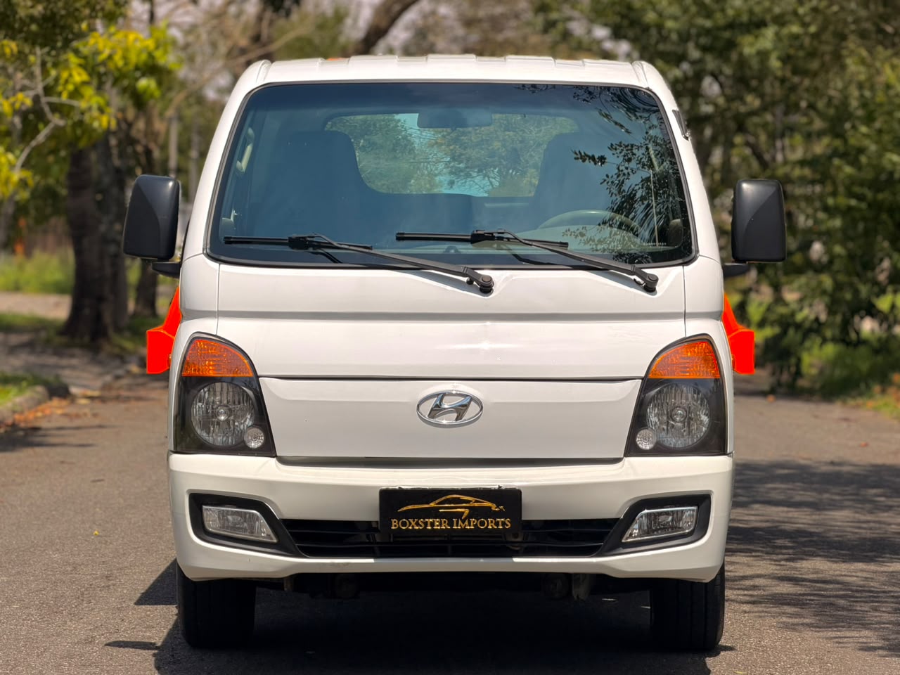 Hyundai HR 2022