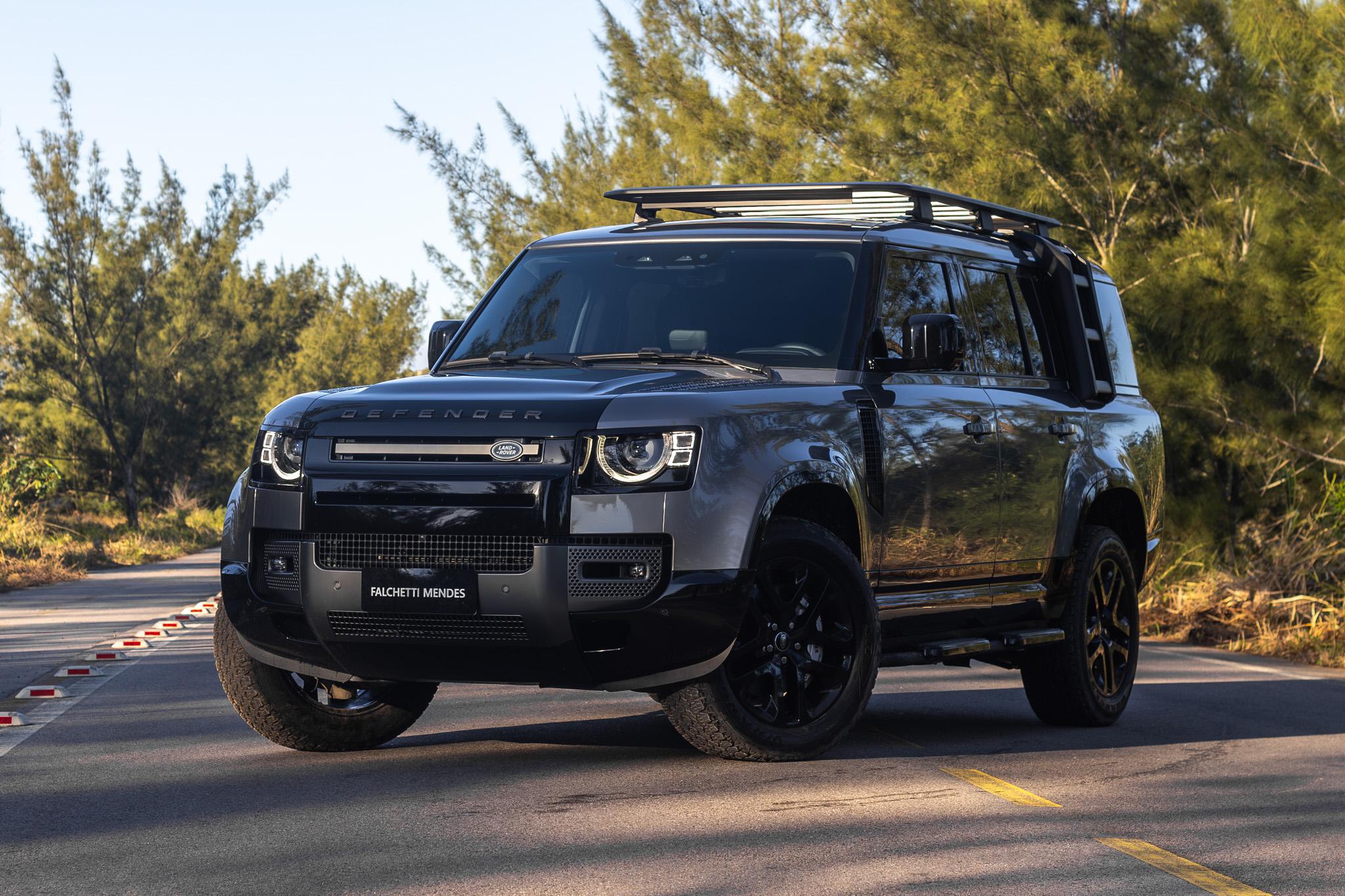 Land Rover Defender 130 2024