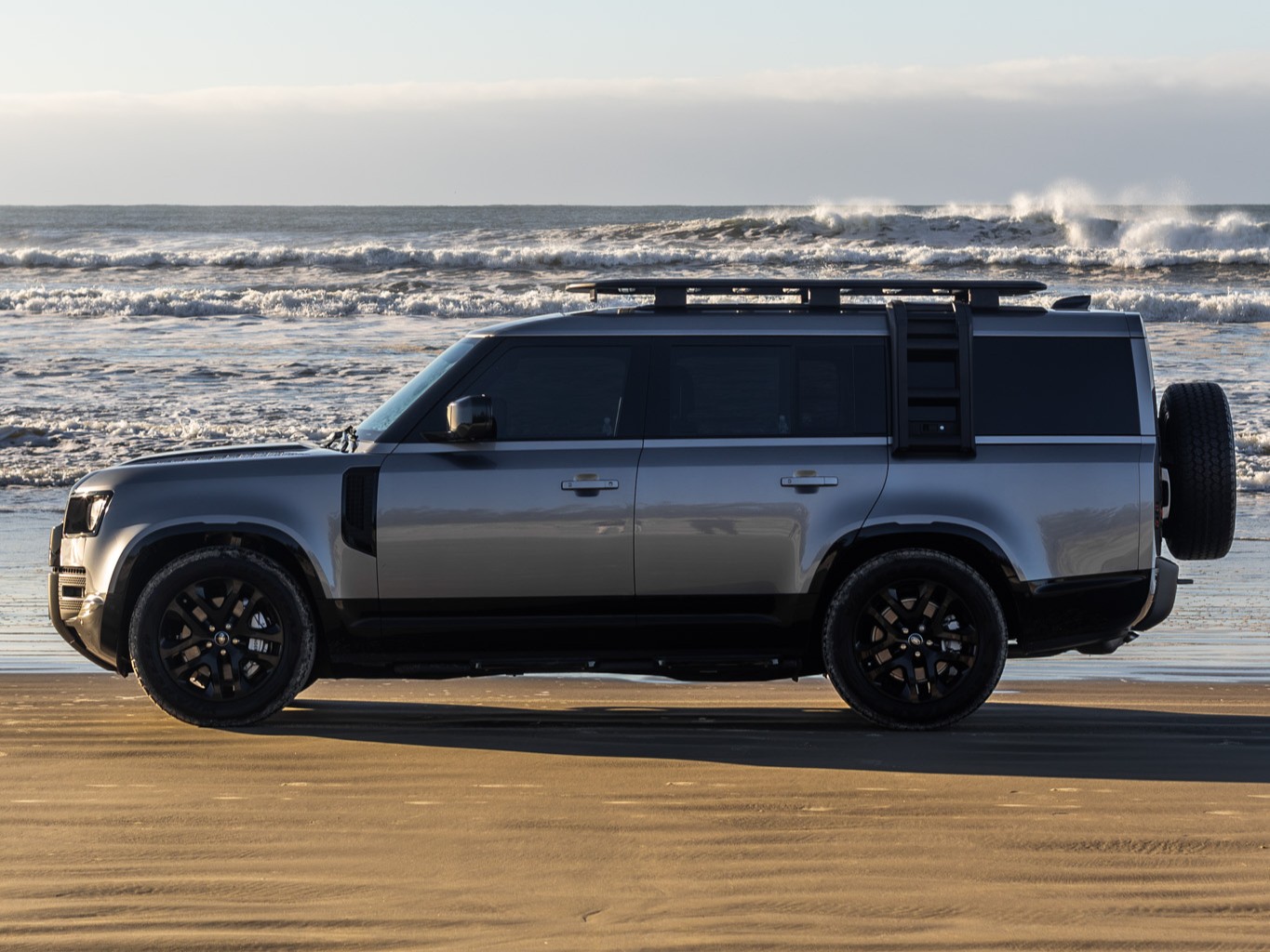 Land Rover Defender 130 2024